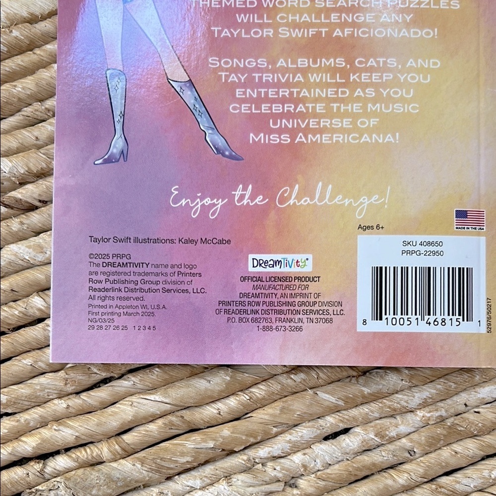 🆕 Taylor Swift Word Search & Coloring Book. NWT 🪩 - Picture 6 of 6